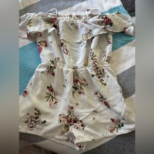 Juniors Floral Romper - Size Medium